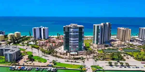 3971 Gulf Shore BLVD N