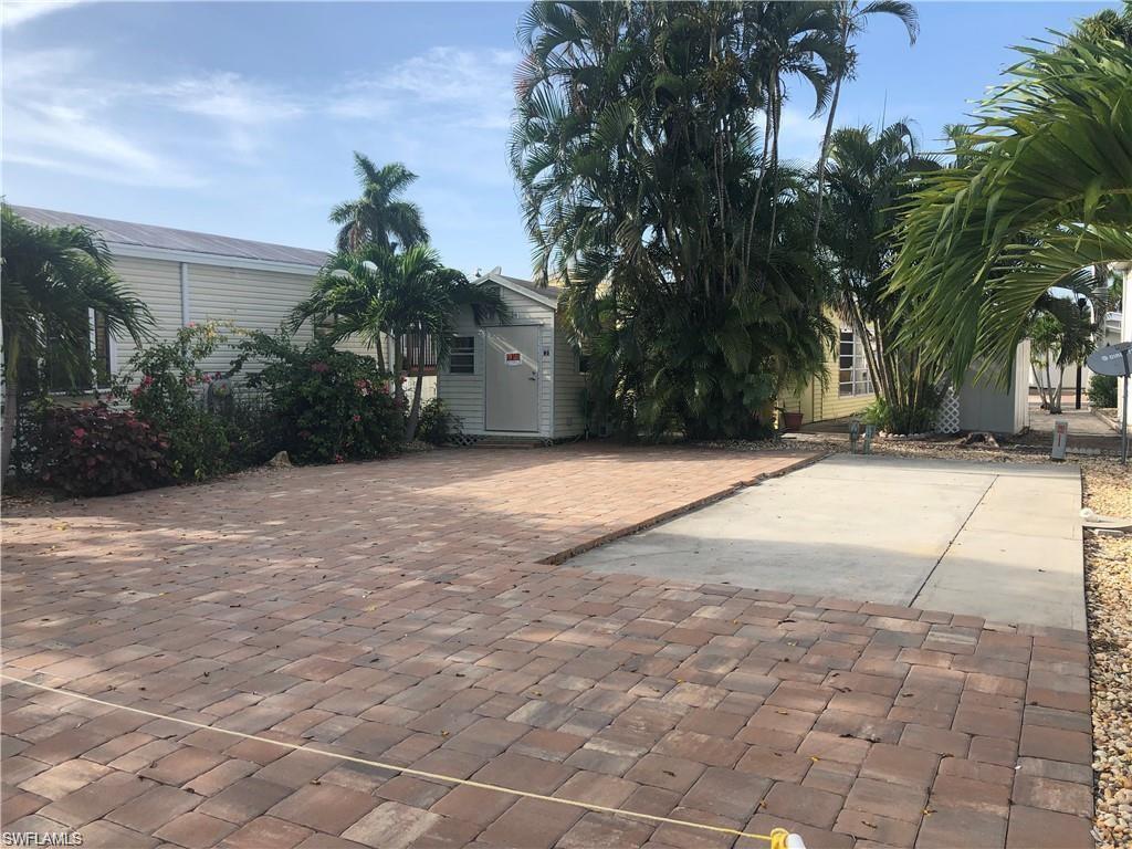 Image 1: View of patio