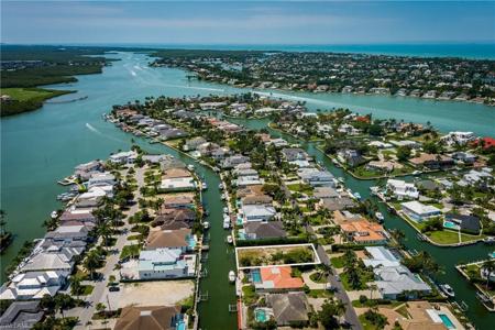 2165 Tarpon RD