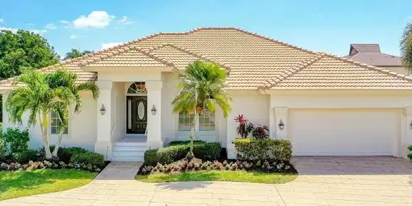 561 Goldcoast