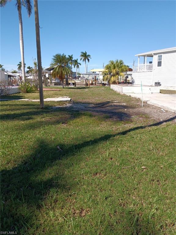 Image 2: View of yard
