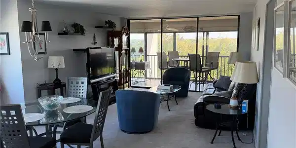 4100 Steamboat BEND E