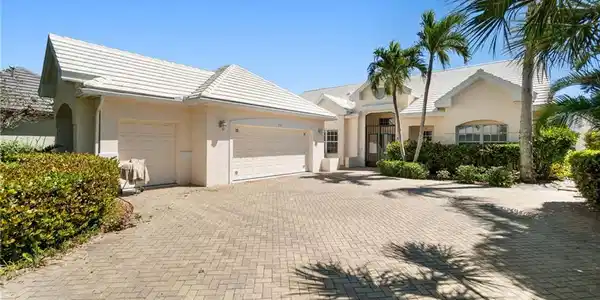 835 Ashburton DR