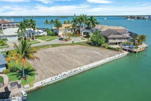 879 MAGNOLIA CT