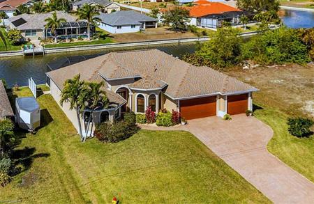 3712 SW 11th PL