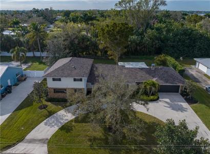 8511 Yorkshire LN