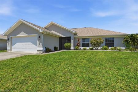 2103 SW 30th TER