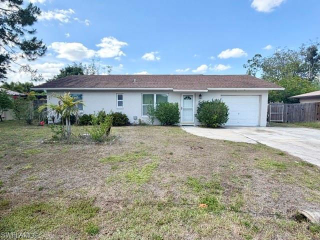 Image 2: A wonderful Pool Home in Fort Myers Shores