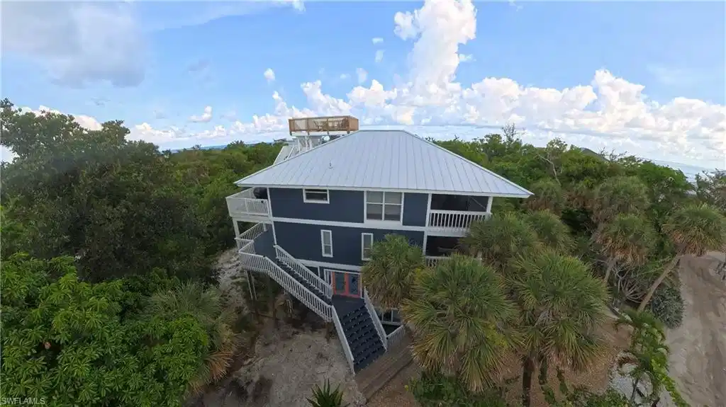 Image 1: Elevated coastal residence with Crow's Nest Deck