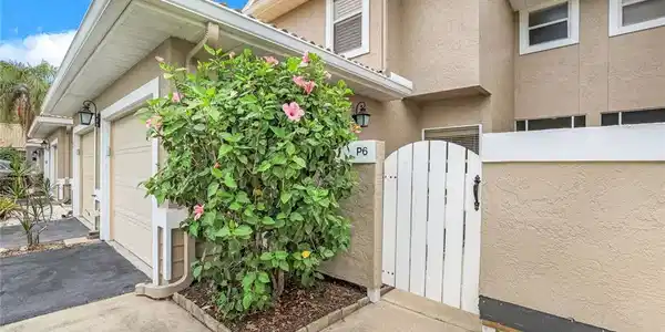 356 Emerald Bay CIR