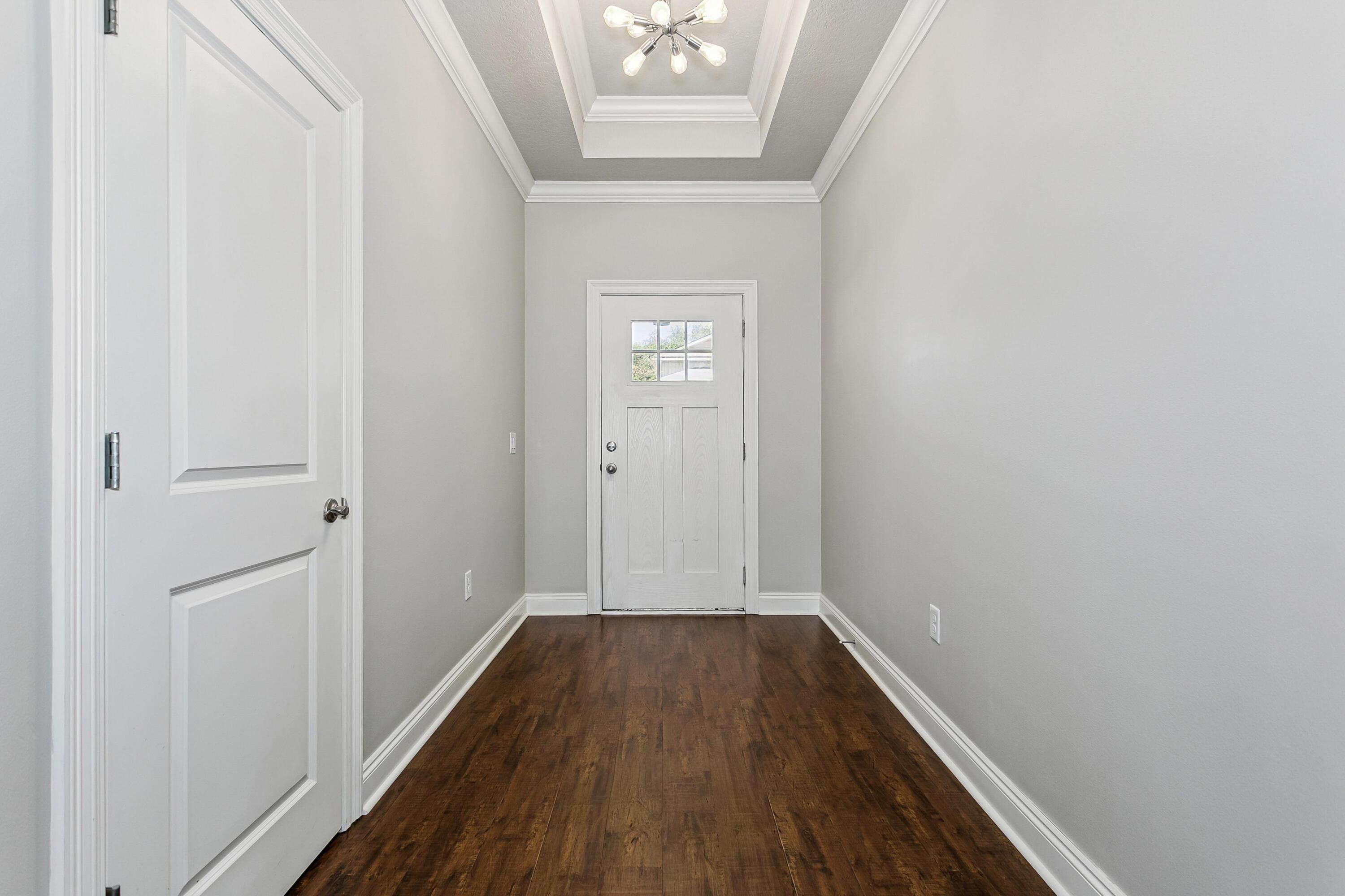 Image 4: 2144 Nina St-4