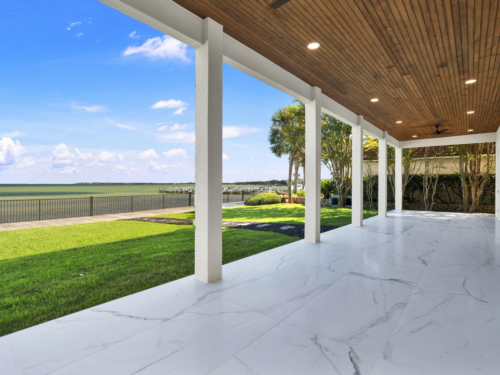 Image 3: 6-web-or-mls-28 Baybridge Dr (f1) 6