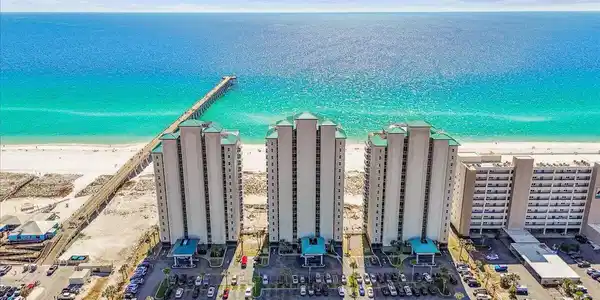 Image 2: 02-8573 Gulf Blvd 1504-5