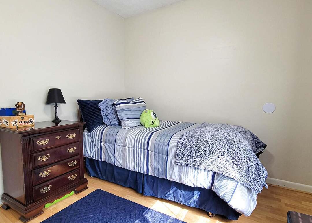 Image 3: BEDROOM1