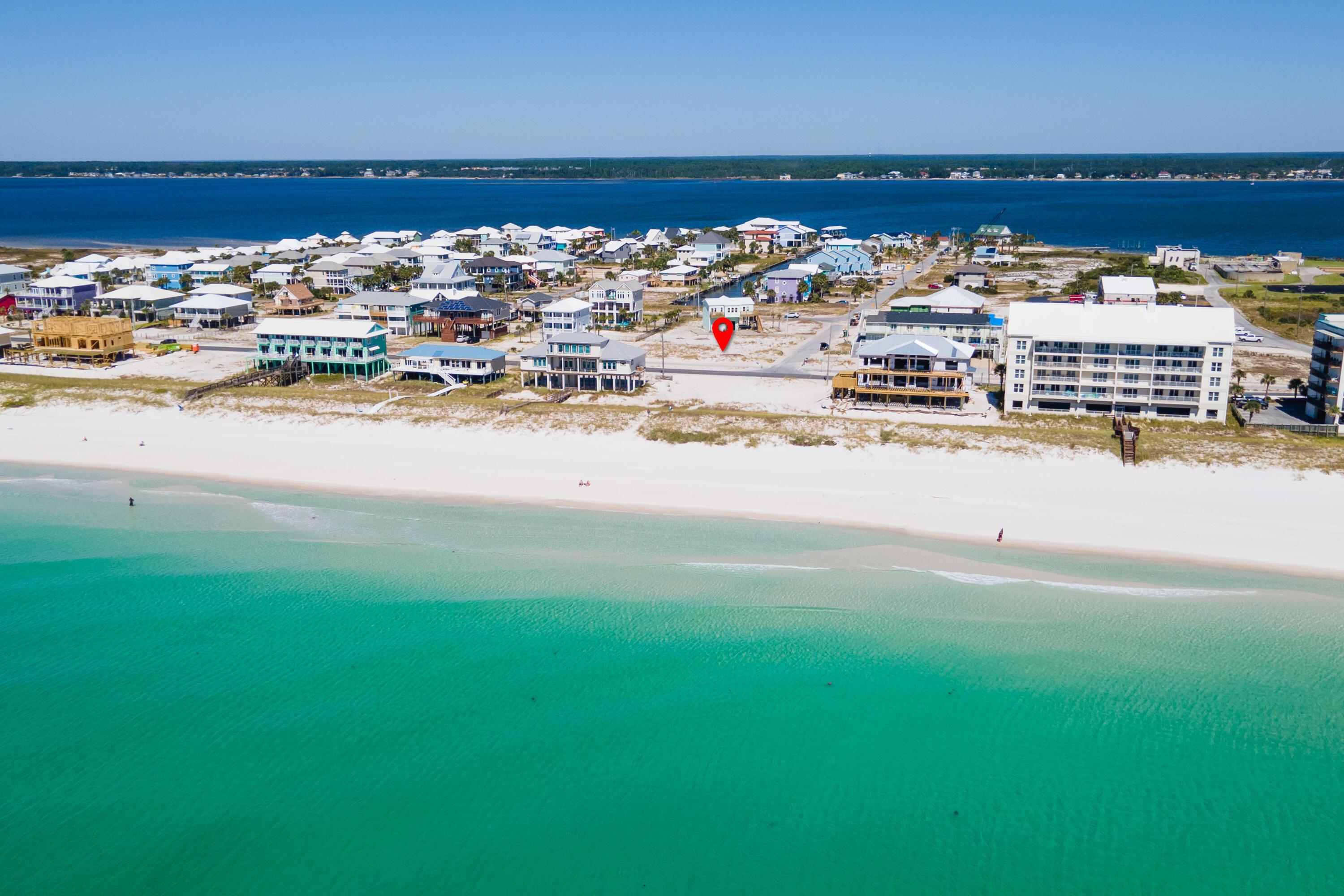 Image 4: 8212 Gulf Blvd Navarre FL 32566 USA-003-