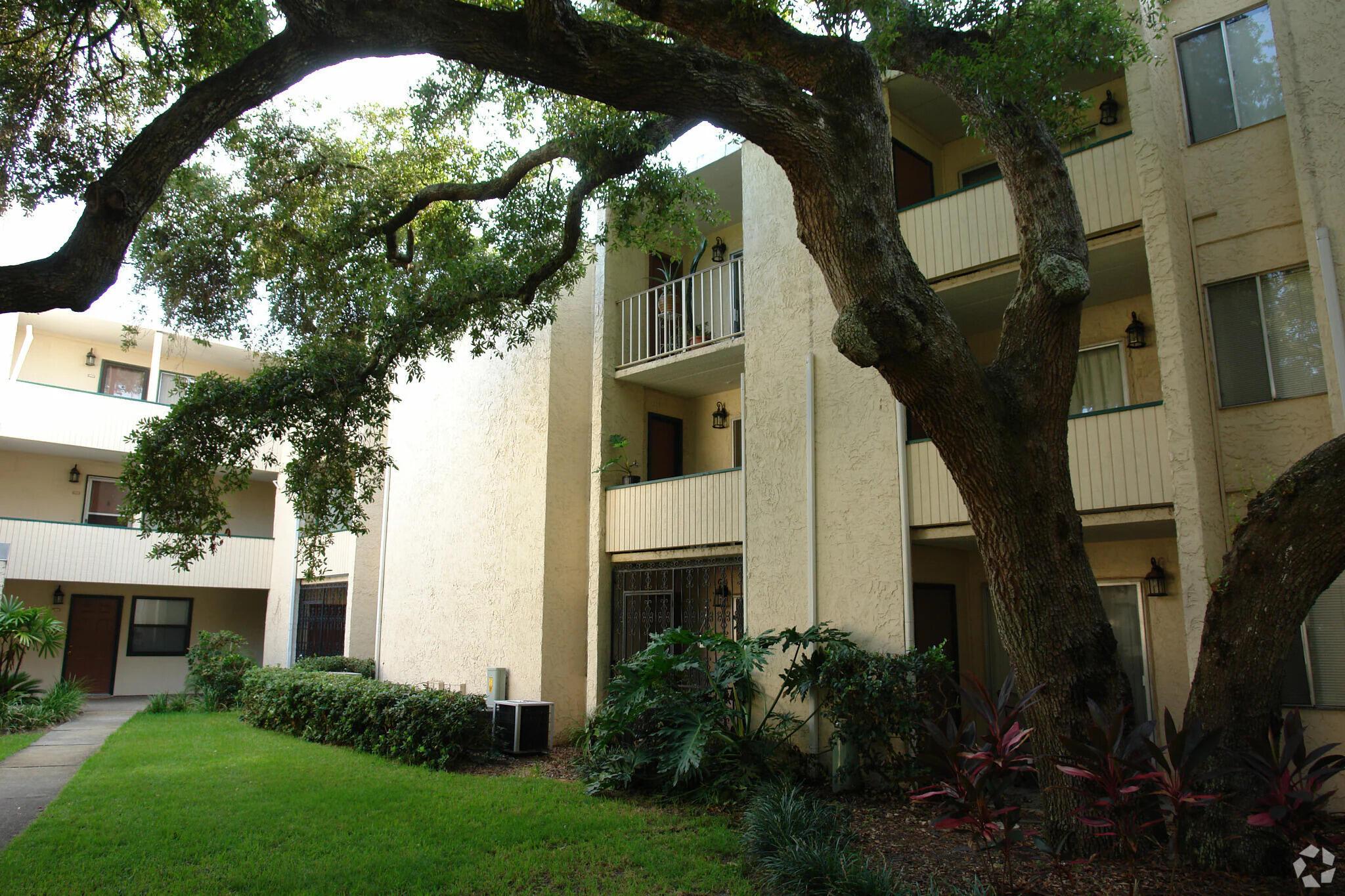 Image 1: Courtyard