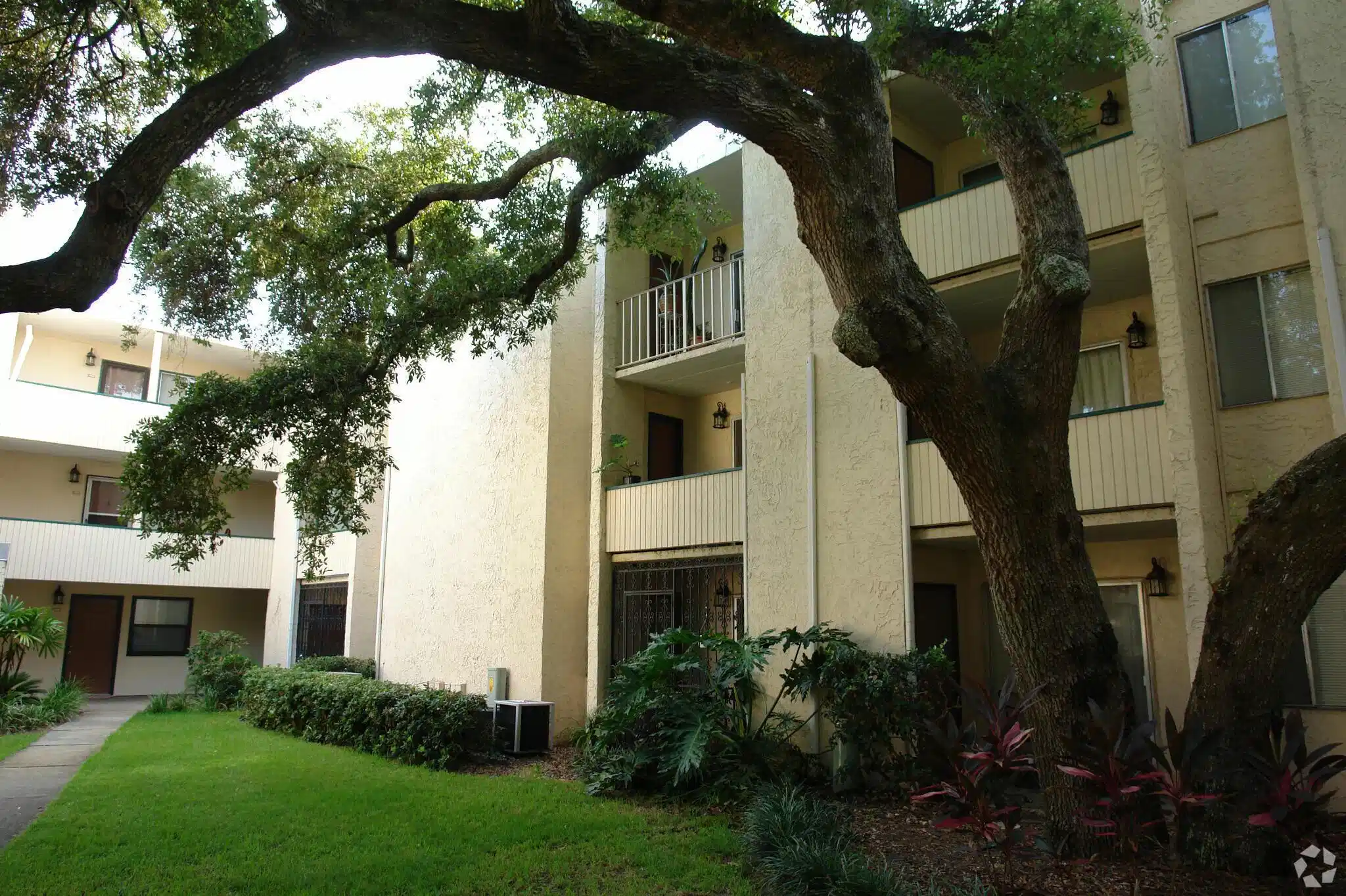 Image 1: Courtyard