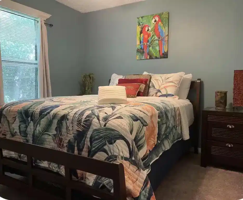 Image 1: 3208F-Bedroom 1-11