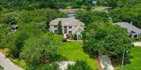 2893 Avenida De Soto