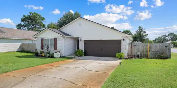 Image 2: 2-web-or-mls-9447-parker-pl-dr