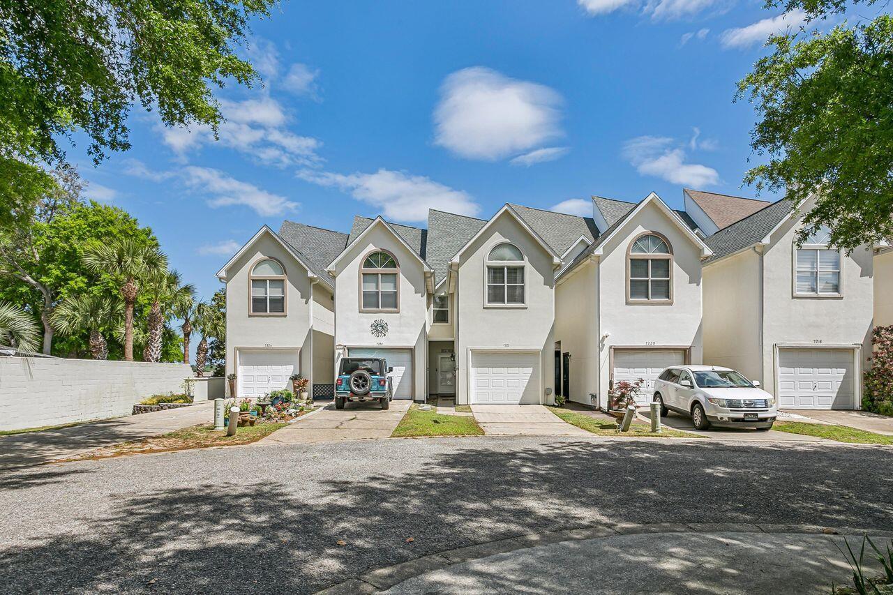 Image 2: 7222_Majestic_Blvd-1