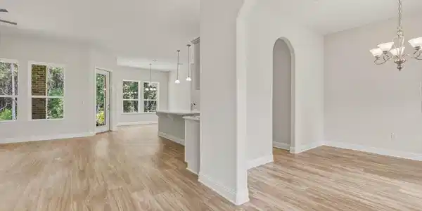 Image 4: 05-20260716 2405 Cove Rd 026