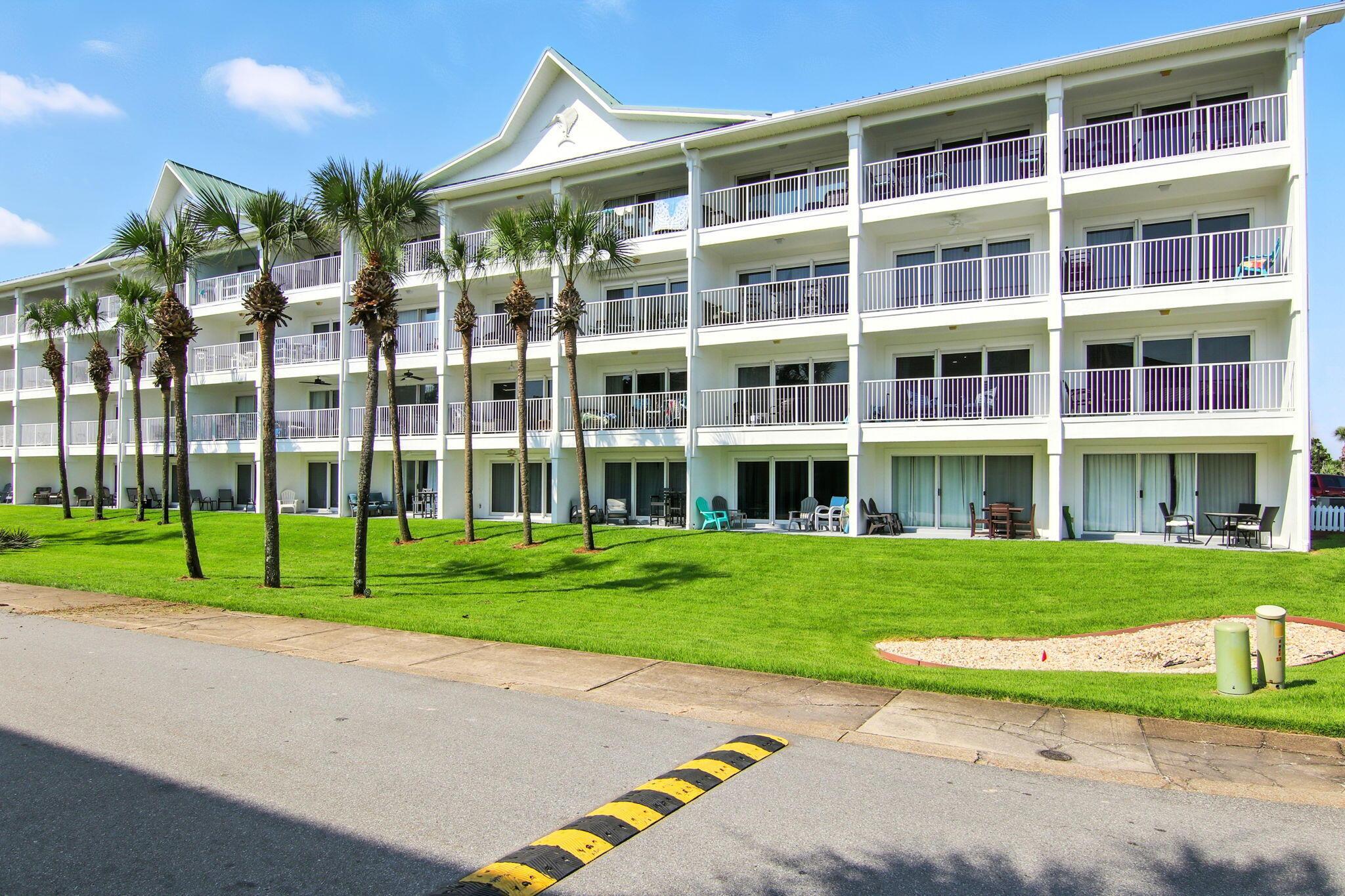 Image 2: 1-web-or-mls-2606-scenic-gulf-dr-unit-42
