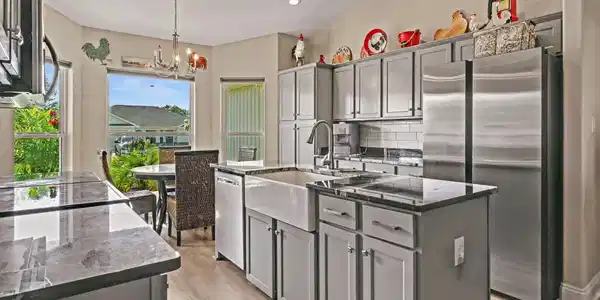 Image 3: 21-web-or-mls-Kitchen6