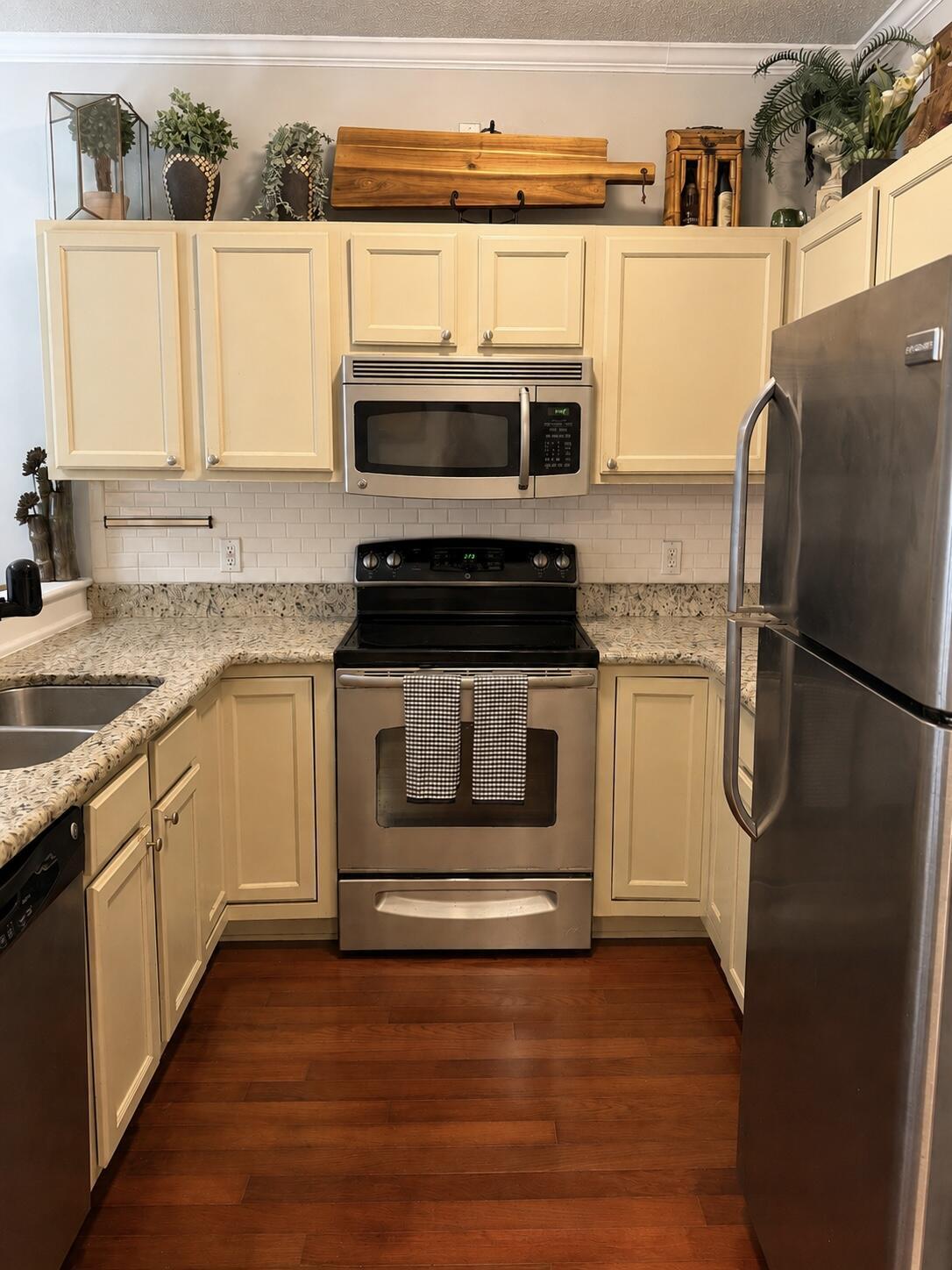 Image 4: 4