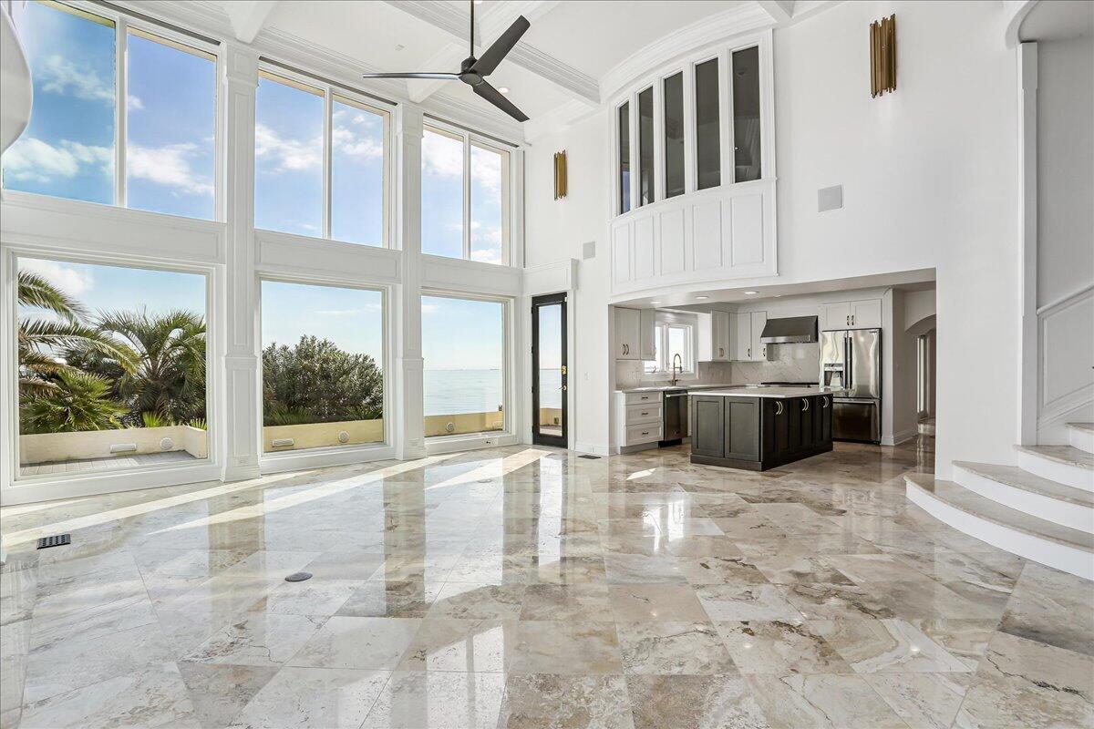 Image 1: 16-1 Port Royal Way-8