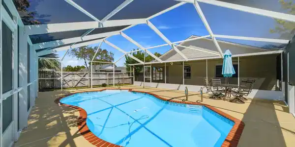 6413 Red Heron Court