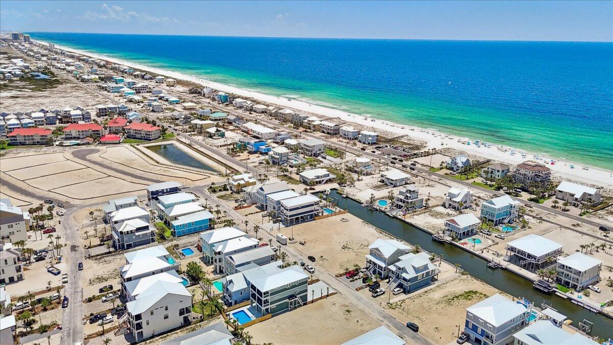 Image 2: 7401 GRAND NAVARRE AERIAL 1