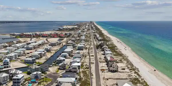 Image 3: Grand Navarre Blvd 2
