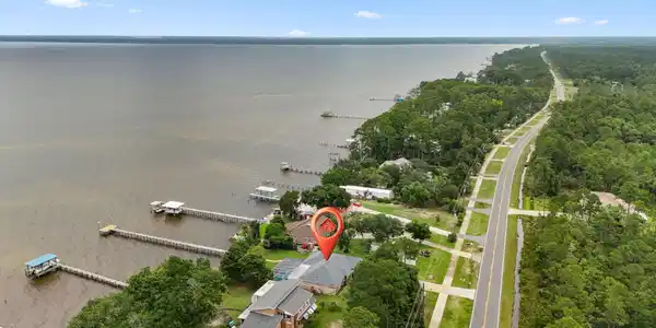 Image 2: 62-web-or-mls-DJI_20260622094030_0981_D