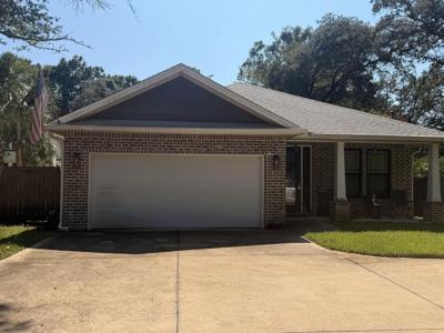 14 A NE Mooney Road