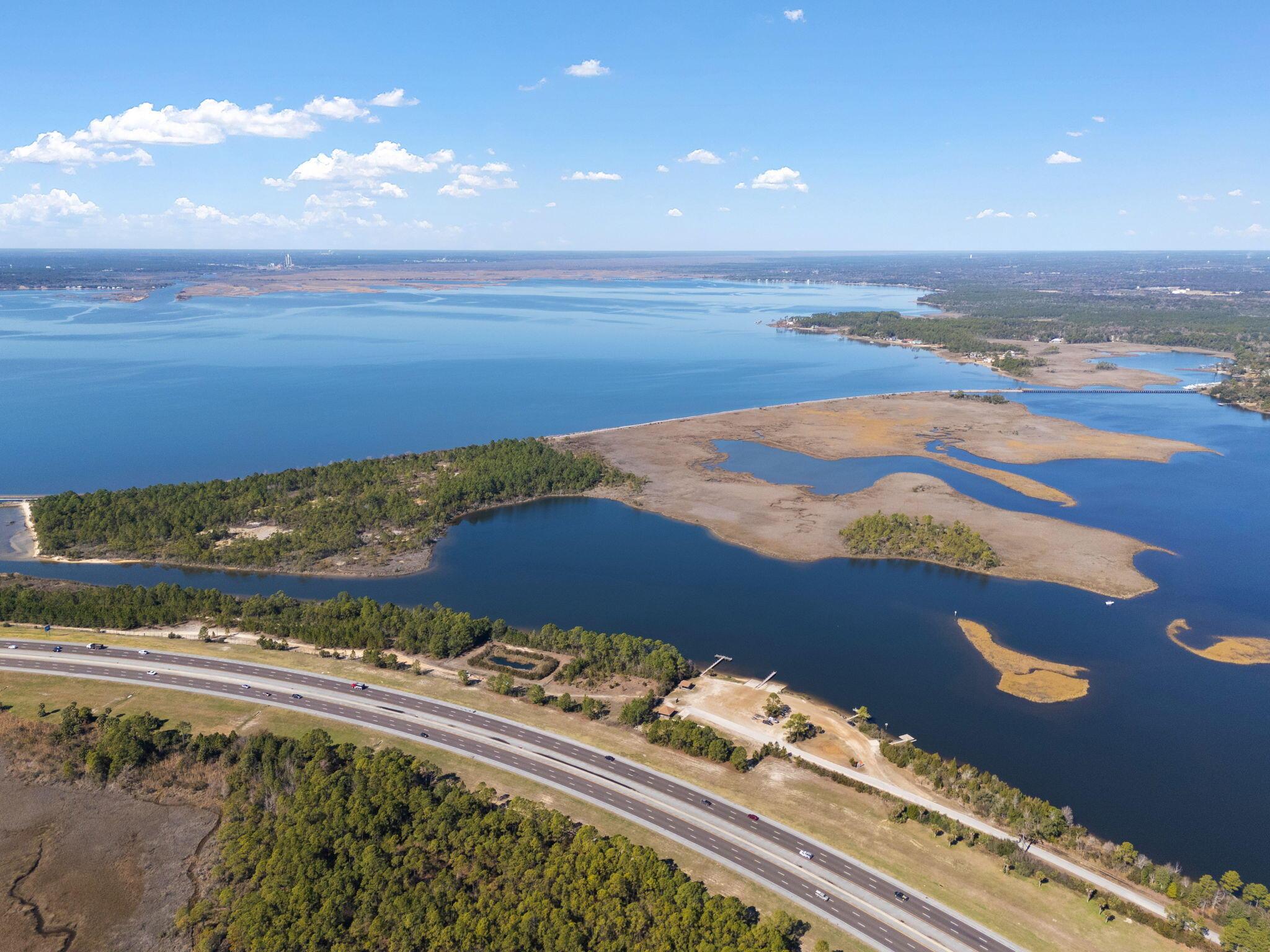 Image 4: 8-web-or-mls-delmonte-island