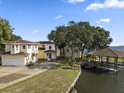 39 Mariner Lane