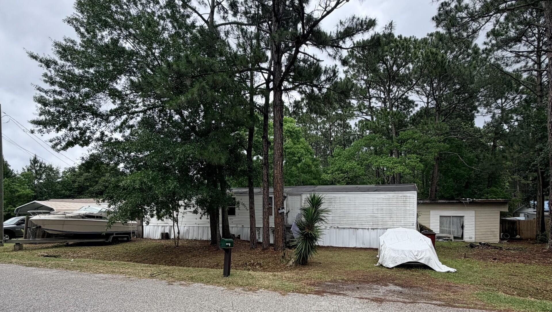 Image 2: 1956 Regean Rd