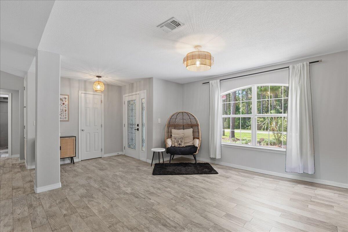 Image 3: 27-20260604 6642 Bellingham St 186