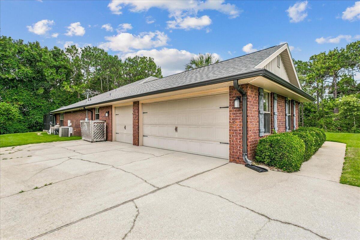 Image 4: 03-2021 Pelican Ln-3