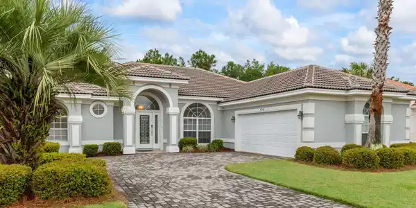 4741 Papaya Park