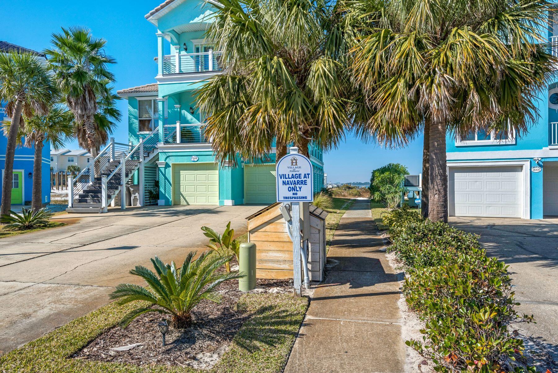 Image 3: Deeded Walkway
