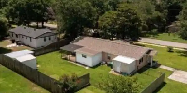 Image 2: b