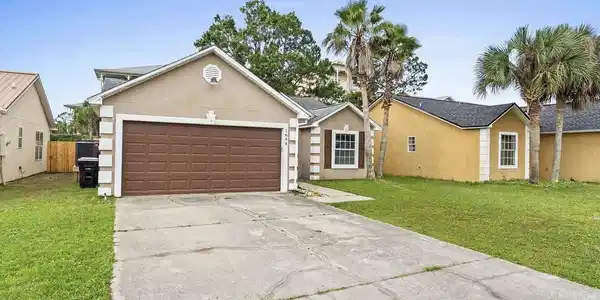 Image 2: Front Garage Entry