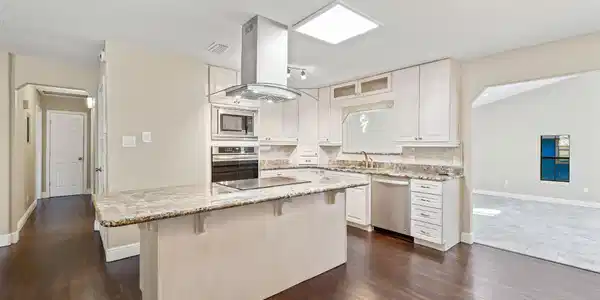 306 Ridgewood Avenue