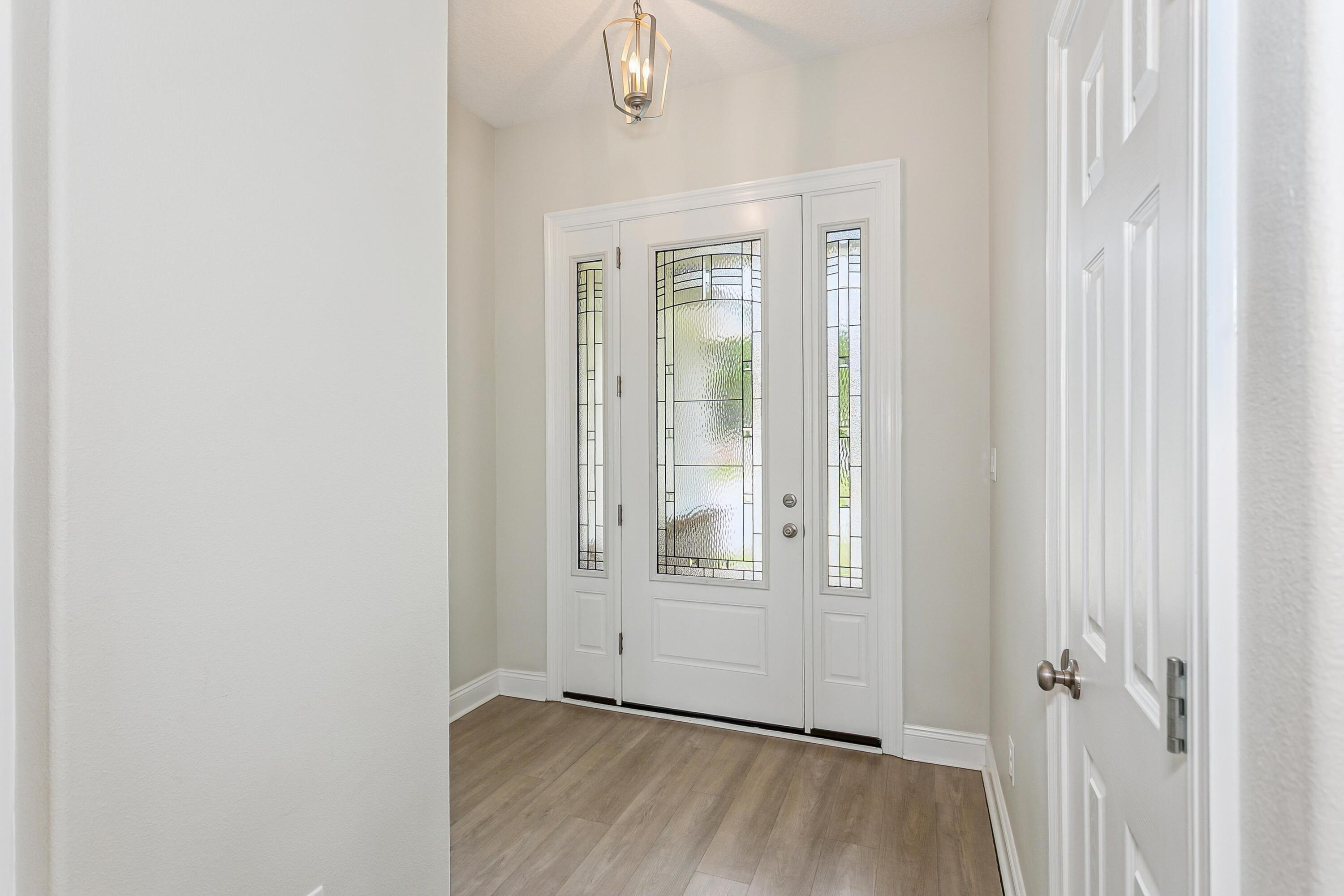 Image 3: 2475 Houston Circle-6