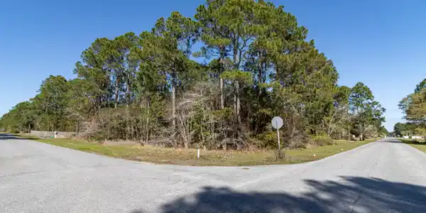 0000 Hilton Drive