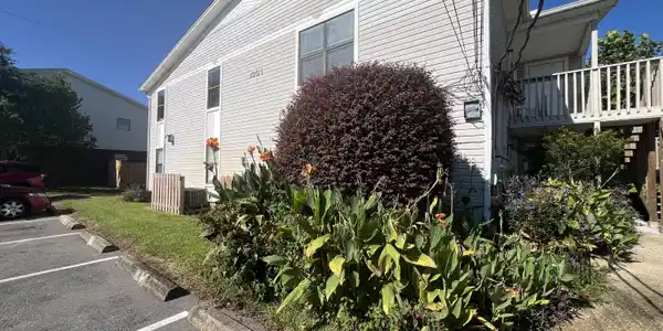 Image 3: 1301 D-4