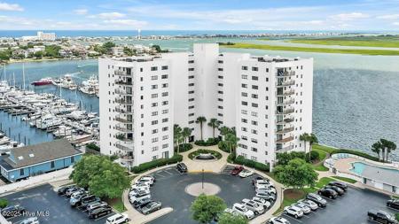 322 Causeway Drive