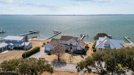 4319 Coral Point Road